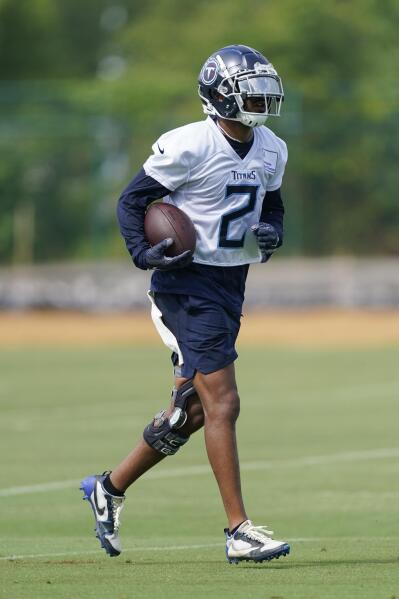 Titans using yellow jerseys to protect rehabbing players AP News